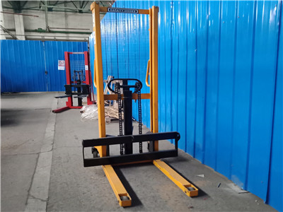 手動液壓堆垛車