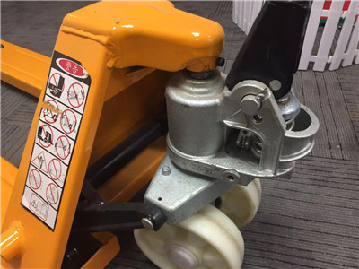 手動拖盤搬運車