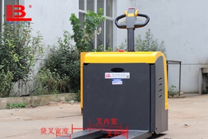 全電動托盤搬運車使用的托盤有哪些規格？
