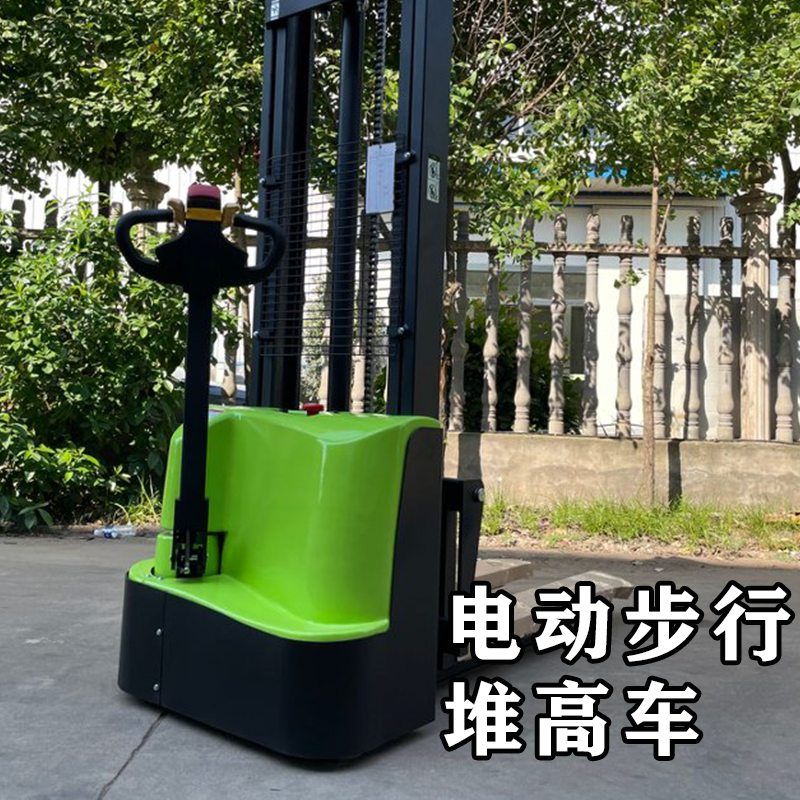 1.5噸步行式全電動(dòng)堆高車 勞動(dòng)強(qiáng)度更低