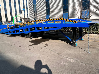 登車橋細節展示