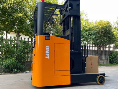 空間小堆得高？靈活型站駕式前移堆高車一招搞定